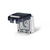 Outdoor socket with SCAME PROTECTA IP66 cover