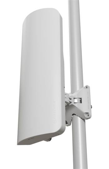 Rozbaleno: MikroTik mANTBox ax 15s