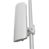 Rozbaleno: MikroTik mANTBox ax 15s